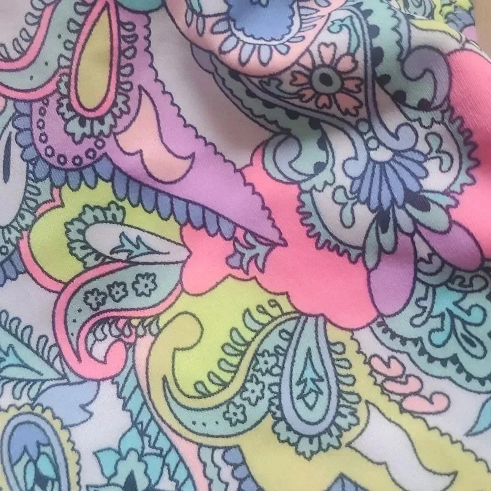 Victoria's Secret paisley pink & blue frilly ruffled bikini top Size Medium - Picture 3 of 4
